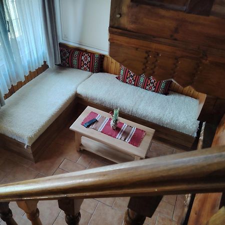 Guest House Zlatniyat Telets Koprivstica Kültér fotó