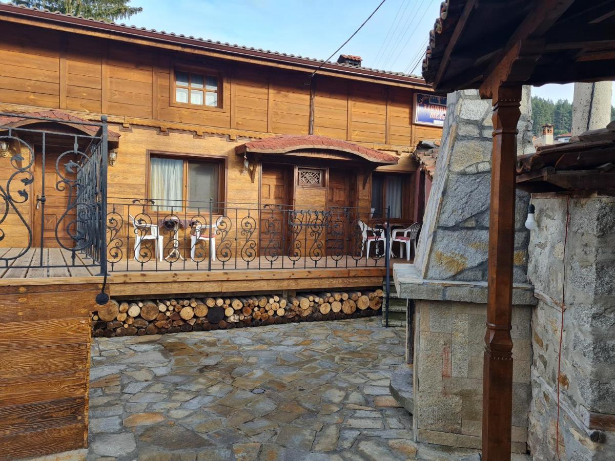 Guest House Zlatniyat Telets Koprivstica Kültér fotó
