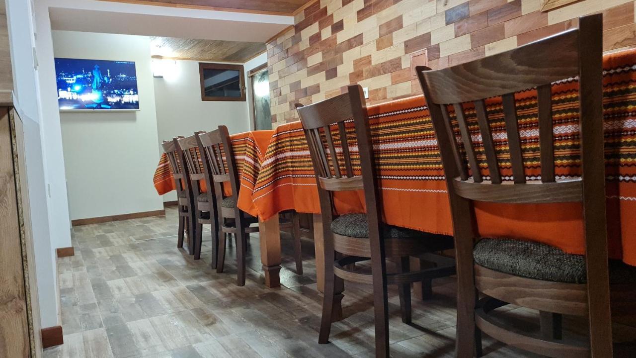 Guest House Zlatniyat Telets Koprivstica Kültér fotó